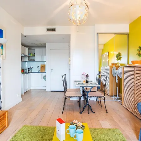 Apartment Hugo Park Ap4221 By Riviera Homes *